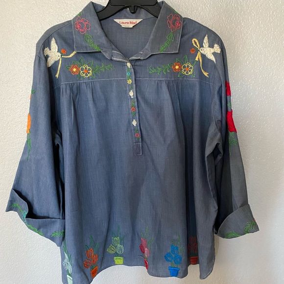 Vintage Laura Mae Women's Top Embroidered Chambray - Picture 1 of 6